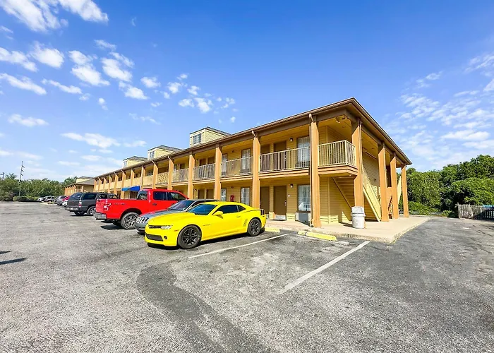 Bonita Lakes Inn By Oyo Meridian
