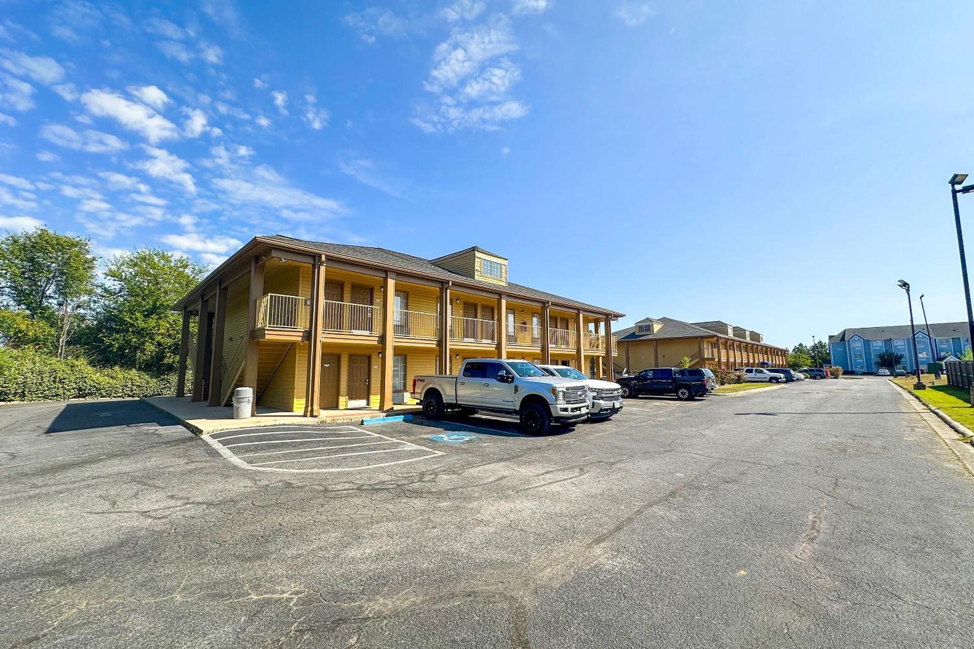 Bonita Lakes By Oyo Motel